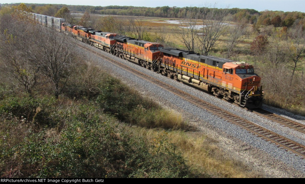 BNSF 6787 and friends...